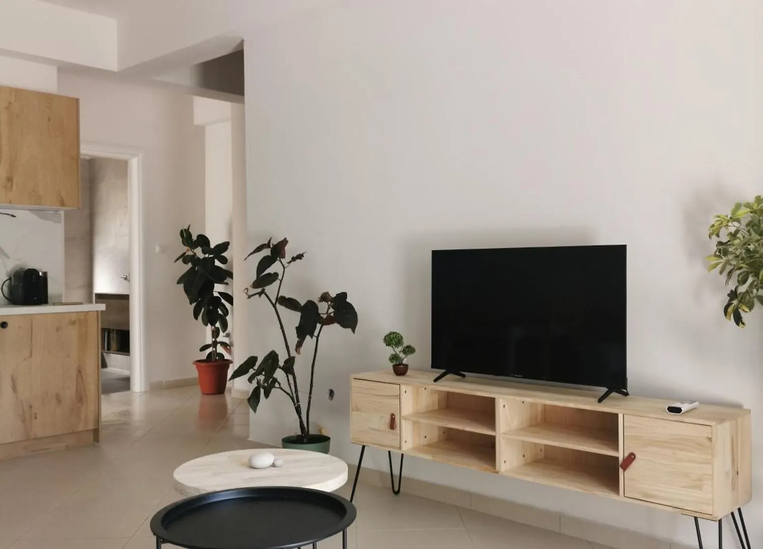 The Bee Apartments Dhërmi
